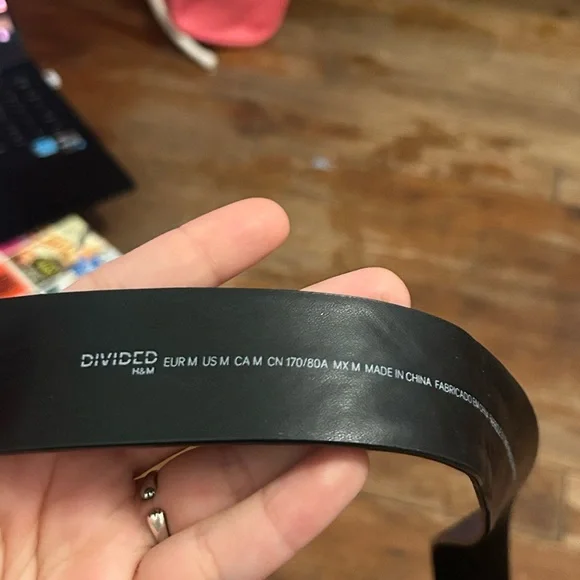 H&M belt - Picture 4 of 5